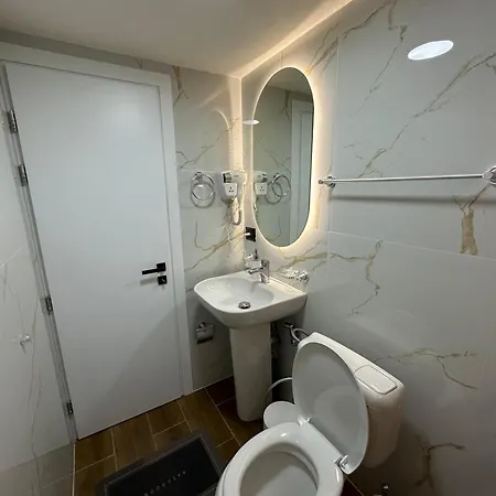 Manga Gæstehus Gjirokastër