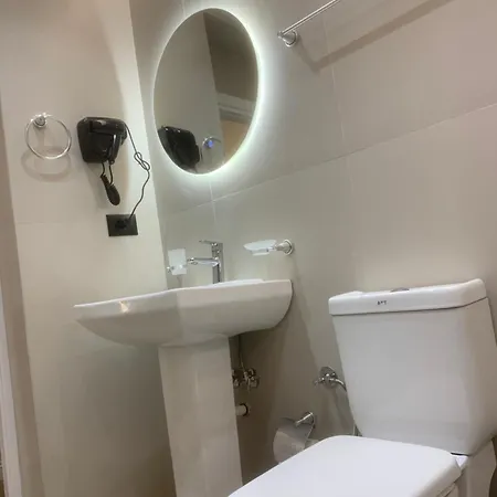 Manga Gæstehus Gjirokastër