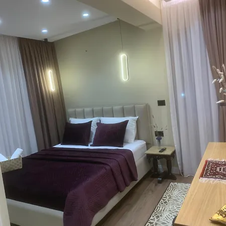 Manga 3* Gjirokastër