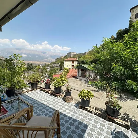 Manga Gjirokastër