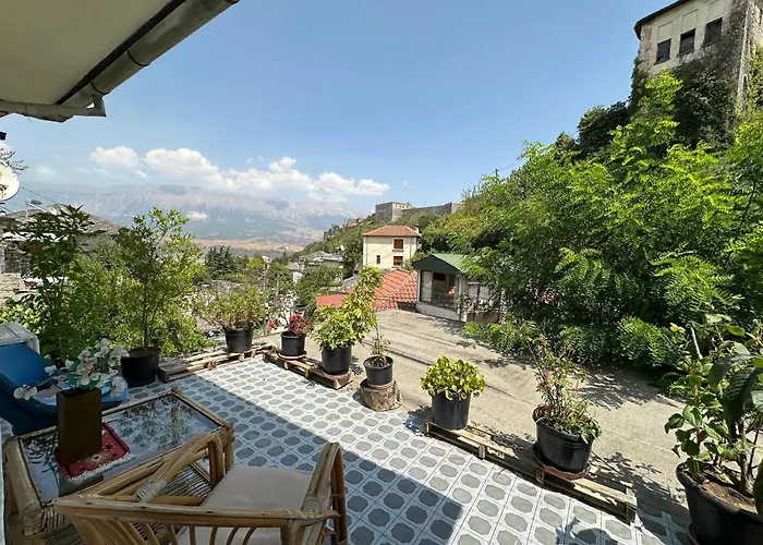 Manga Gjirokastra